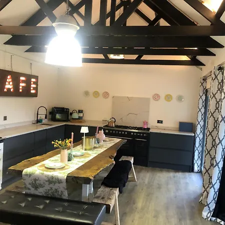 Hertford Barn Farm Stay Fireplace Pet Friendly Firepit Bbq Extérieur photo