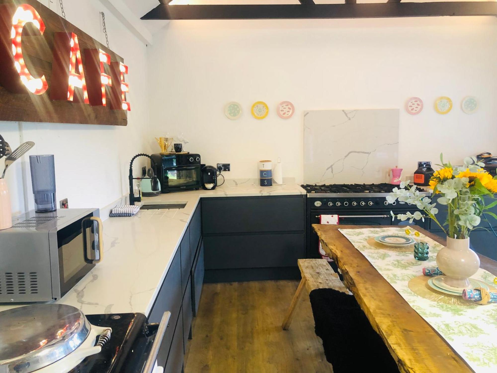 Holiday home Barn Farm Fireplace Pet Friendly Firepit Bbq Hertford